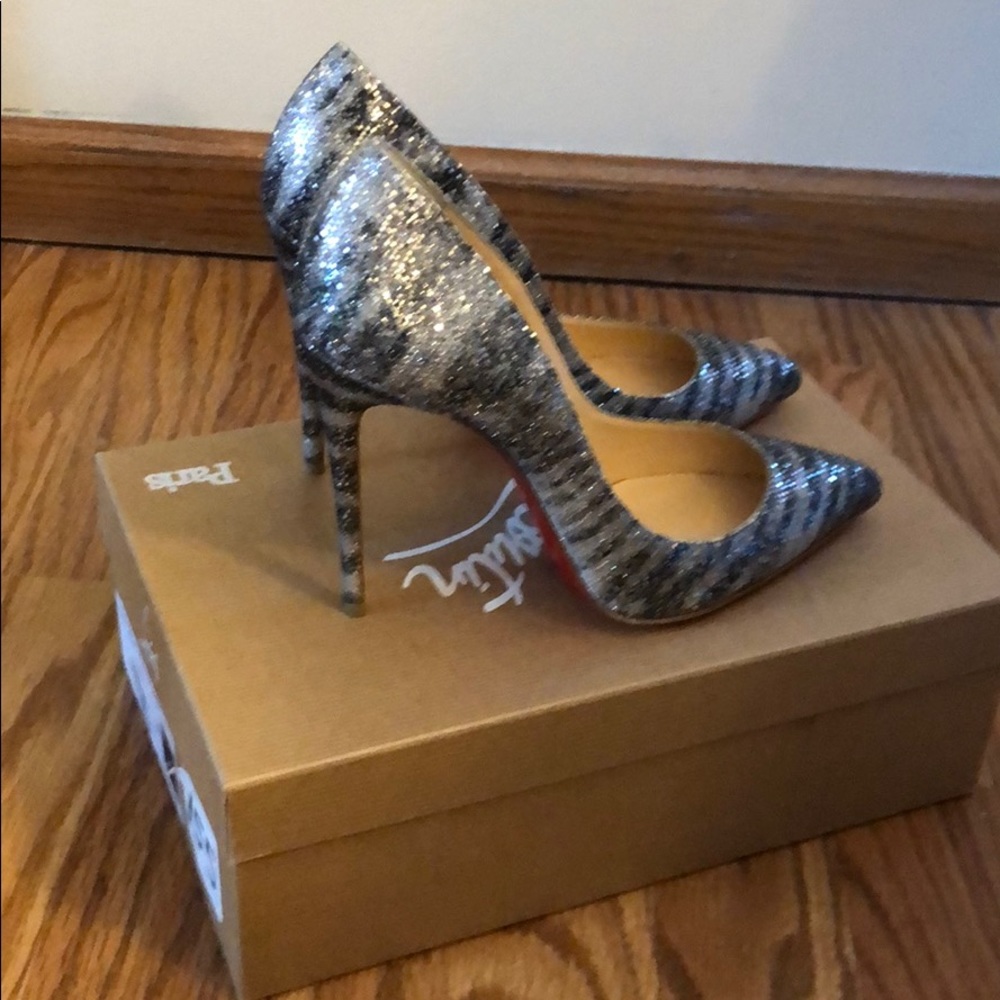 christian louboutin heels - Picture 3 of 9